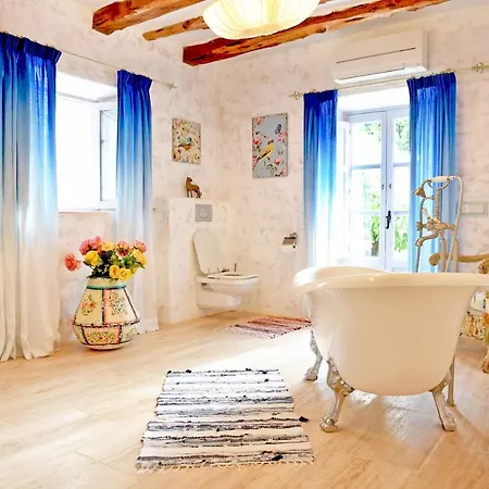 Hideaway Ibiza Hilltop Estate Arte 6 Bedrooms I Santa Eulalia فيلة *