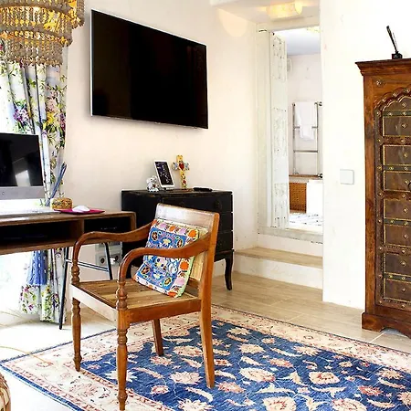 Hideaway Ibiza Hilltop Estate Arte 6 Bedrooms I Santa Eulalia * سانتا أيُلاريا ذيس ريو
